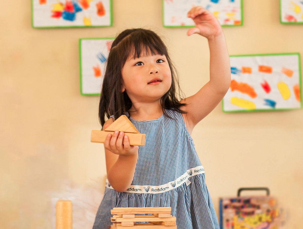 Lindfield-girl-blocks Lindfield-girl-blocks