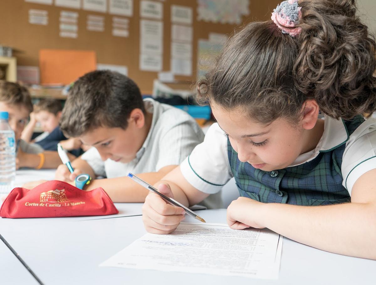 CSP-Toledo-Language-Department-curly-hair CSP-Toledo-Language-Department-curly-hair